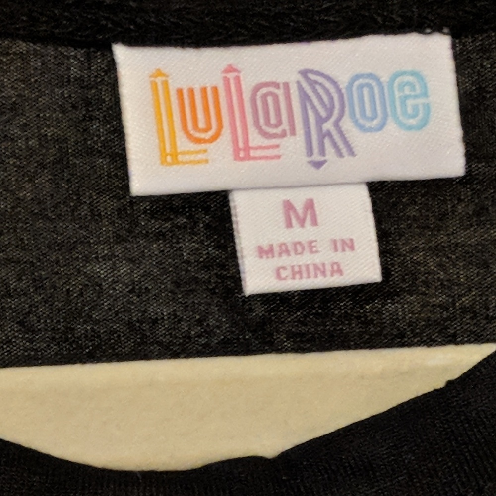 LuLaRoe Randy Tee - Picture 3 of 5